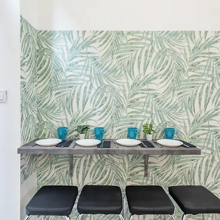 - Mini For Solo Travellers * Budapest