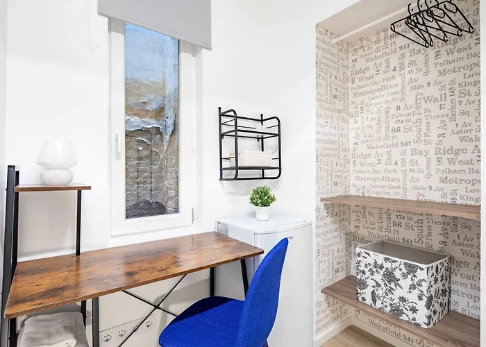 - Mini For Solo Travellers